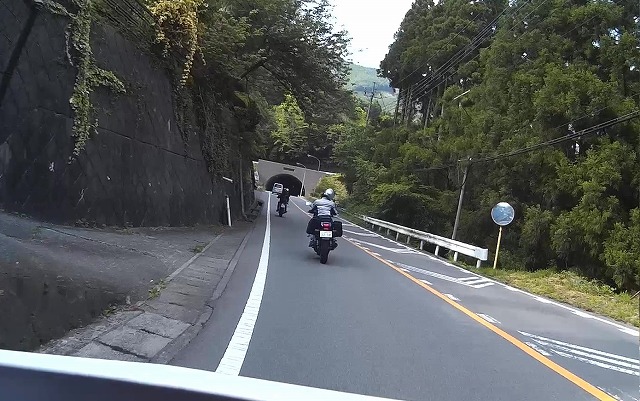 19-国道413号-特訓中ちょっと首の角度おかしい